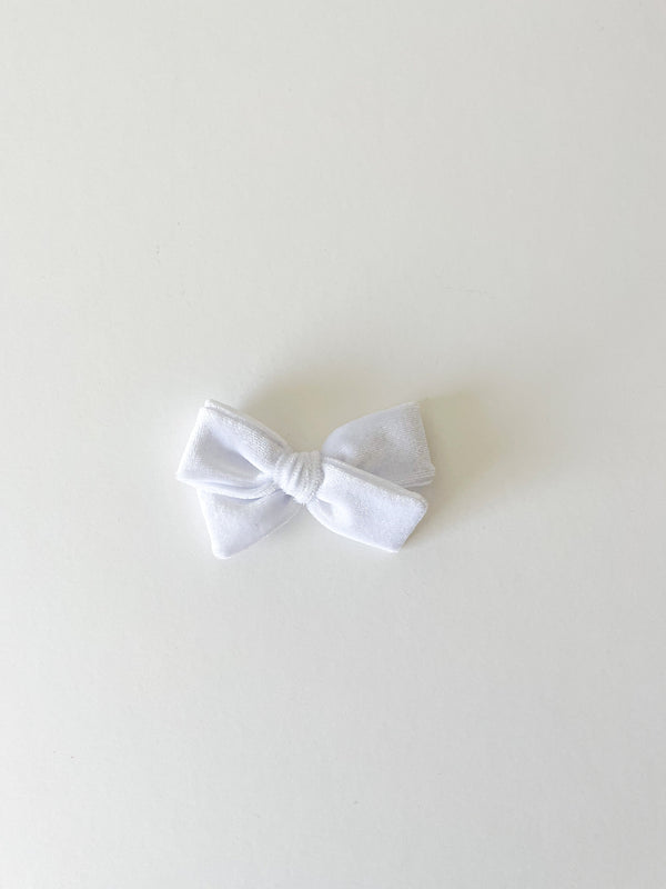 bright-white-velvet-pinwheel Boosh Baby - Sophia's Style-1